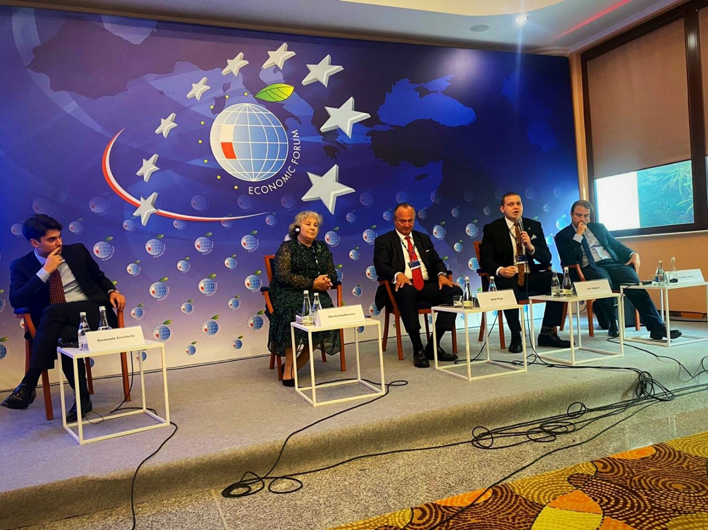 Eindrücke von der Podiumsdiskussion des BWA, die im Rahmen des 30. International Economic Forum in der Veranstaltungsreihe „Internationale Politik“ stattfand.